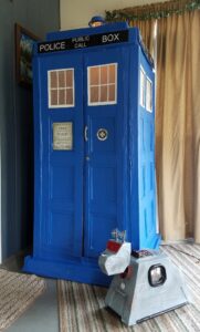 TARDIS by Anita Meisel Stanton - who1.uk
